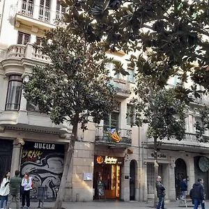 La Casa De Laura Nisia Bed and breakfast Barcelona